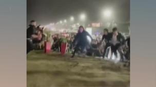 Avalancha de jóvenes en Pinamar