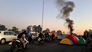 Acampe autopista Ricchieri