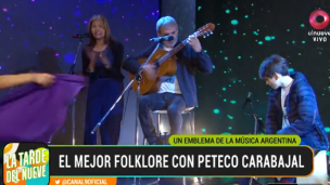 La apertura de un emblema de la música argentina: Peteco Carbajal y su familia