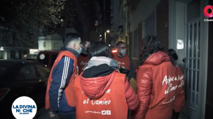 "Amigos en el camino": Ayudan a la gente en situación de calle en Buenos Aires 