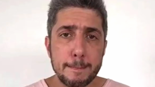 Jey Mammon se fue del país