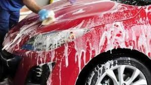 lavar el auto 