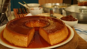 Rico y fácil flan de dulce de leche 