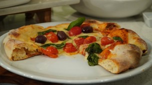 Riquísima pizza napolitana crocante