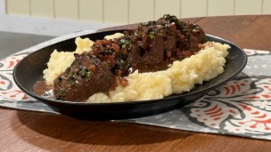 Increíble lomo a la pimienta con puré cremoso