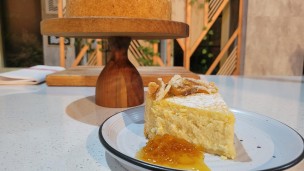 Rica y fácil torta de ricota