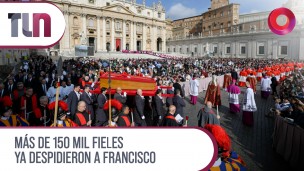 Más de 150 mil fieles ya despidieron a Francisco