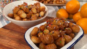 Para la merienda: pignolata fritos con miel