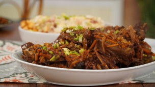 Riquísimo bife ancho con hongos y papas a la mostaza