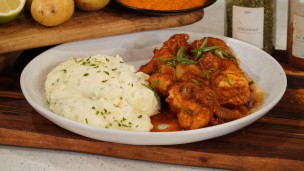 Increíble pollo a la paprika con puré