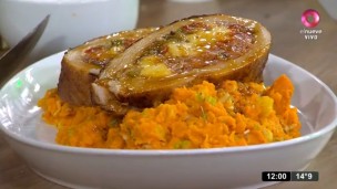 Matambre de cerdo relleno con puré de zanahorias