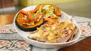 Sorprende con este matambre gratinado con vegetales