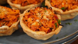 Sorprende con estas canastitas de pollo y vegetales