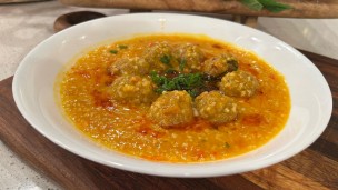 Increíble sopa de frangollo y albóndigas