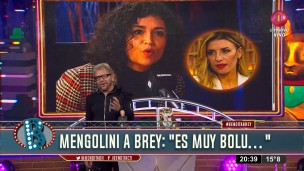 Julia Mengolini con los tapones de punta contra Brey