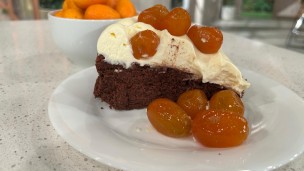 Riquísima torta de chocolate y quinotos