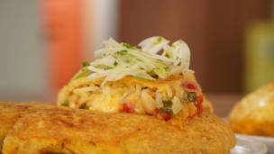 Sorprende con estas tortillas de papa rellenas