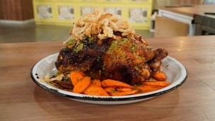 Riquísimo pollo a la provenzal con zanahorias glaseadas