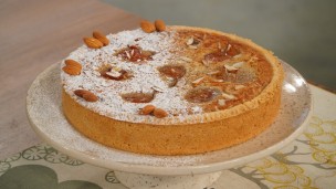 Rica y fácil tarta de peras y almendras
