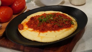 Increíble estofado de salchicha parrillera con puré de papa