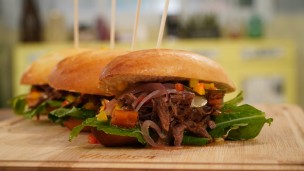 Increíbles  sanguchitos de roast beef desmechado