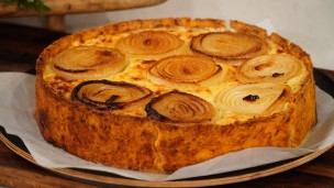 Aprendé a cocinar tarta de tomate, cebolla y ricota 