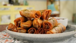 Aprendé a cocinar empanaditas chinas con salsa agridulce