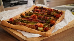 Rica y fácil tarta de espárragos