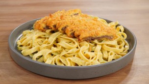 Increíble pasta impresa con milanesas