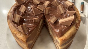 Riquísimo cheesecake de chocolate y maní