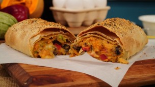 Strudel de queso blanco, vegetales y hierbas