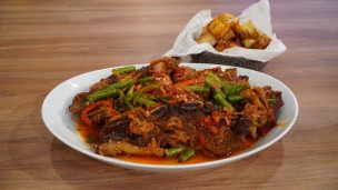 Asado banderita al disco con papas fritas