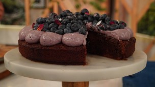 Riquísima torta de chocolate y ganache de arándanos