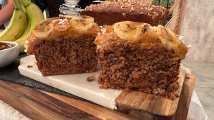 Riquísimo budín de banana split