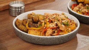 Aprendé a cocinar wok de cerdo con bastones de batata