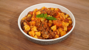 Increíbles ñoquis de papa y polenta con estofado