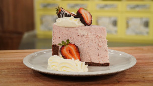 Aprendé a cocinar torta mousse de frutilla 