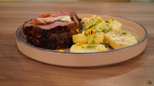 Riquísimo ojo de bife relleno con papas a la crema