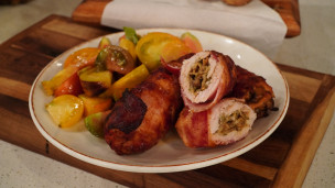 Pamplonas a la parrilla rellenas envueltas en panceta