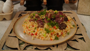 Sorprende con estas mollejitas con cebollita y crema