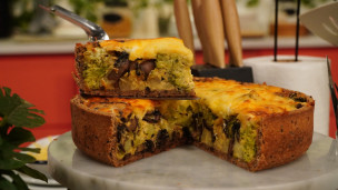 Tarta integral de brócoli y queso provolone