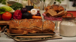 Increíble pan lactal integral multicereal