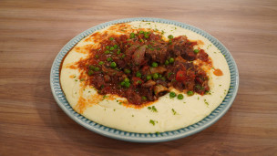 ESTOFADO DE TIRA DE ASADO CON PURE