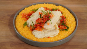 PESCADO FRITO CON HUMITA