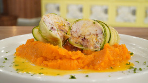 rolls de pescado con puré de boniato