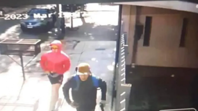 Ataque a los tiros en la puerta de un colegio: un papá resultó herido ...