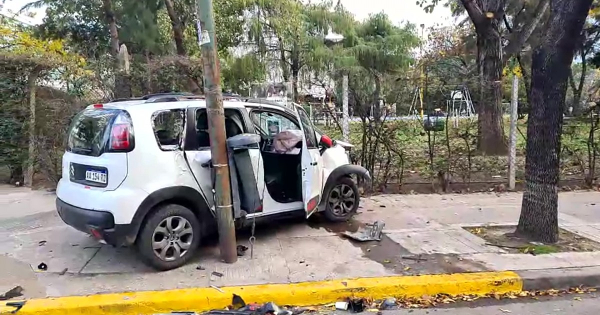 Accidente en Colegiales: tres autos chocaron en la puerta de una ...