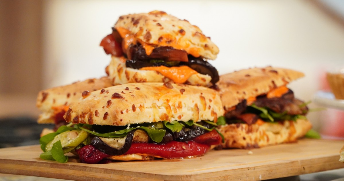 Riquísimo sándwich en pan de chipa | Canal 9